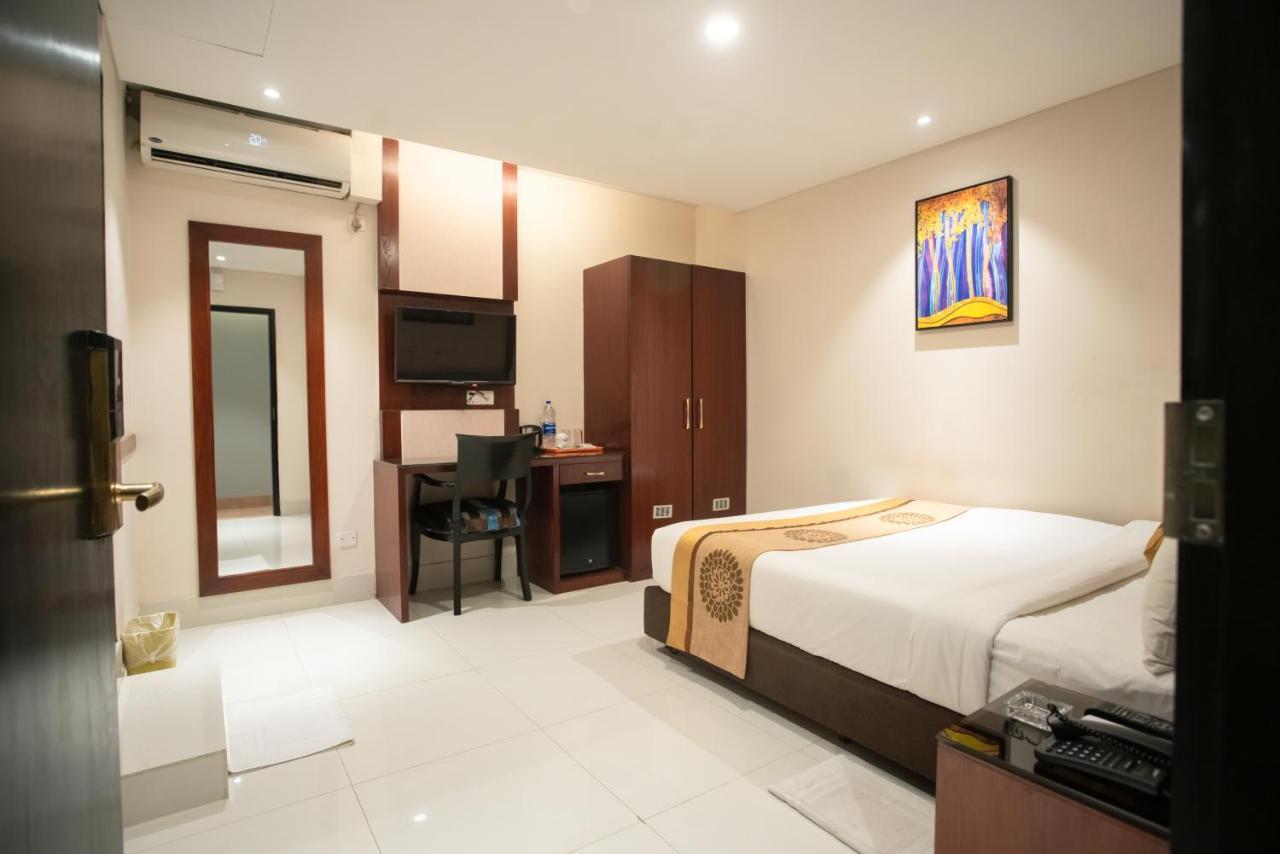 Jatra Hotel Grand Royal Dhaka Ngoại thất bức ảnh
